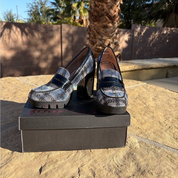 NWB Betsy Johnson women’s size 7.5 - Picture 2 of 5